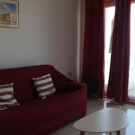 Flat 2 Blue Waves Apartment St. Paul's Bay Exterior photo